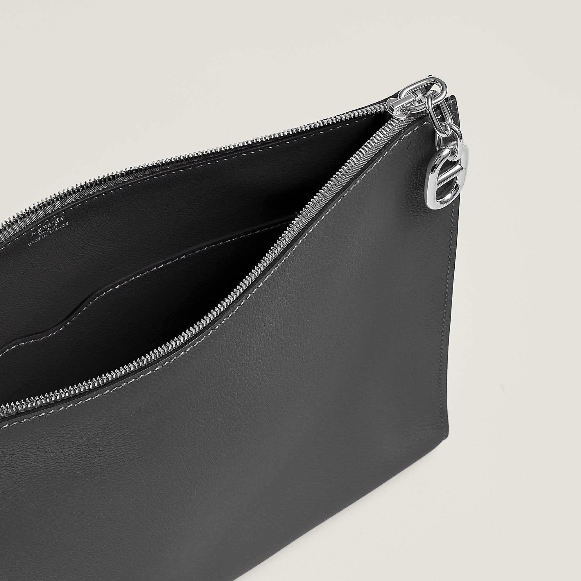 Hermes Zipengo Chaine D'Ancre Gm Pouch Gold
