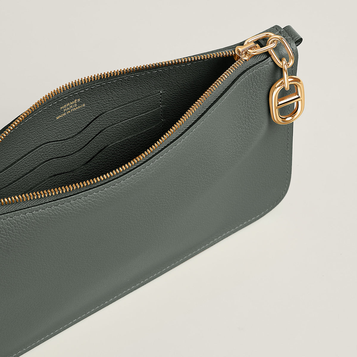 Hermes Zipengo Chaine D'Ancre To Go Pouch Vert Amande