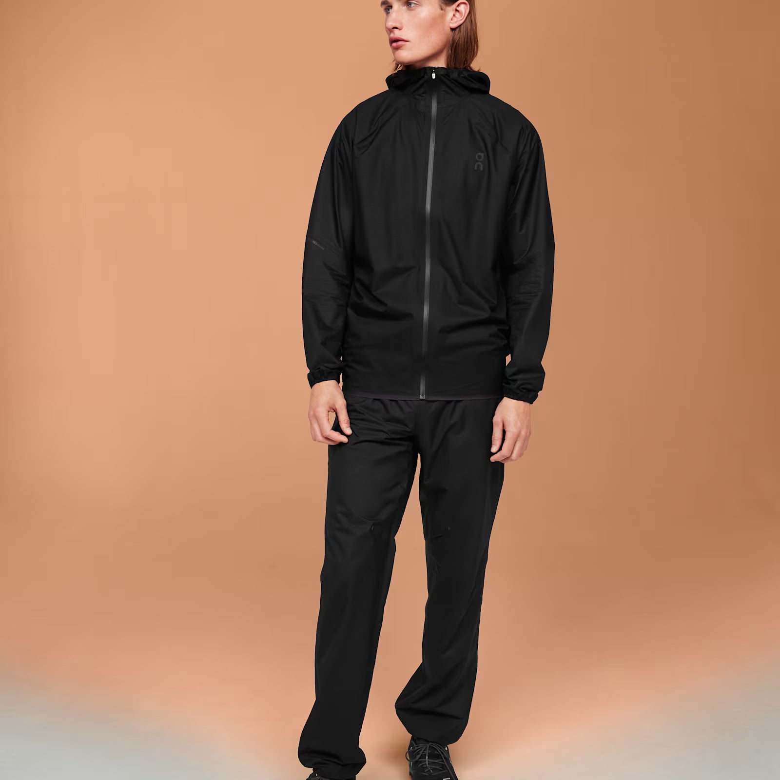 On Ultra Jacket Black