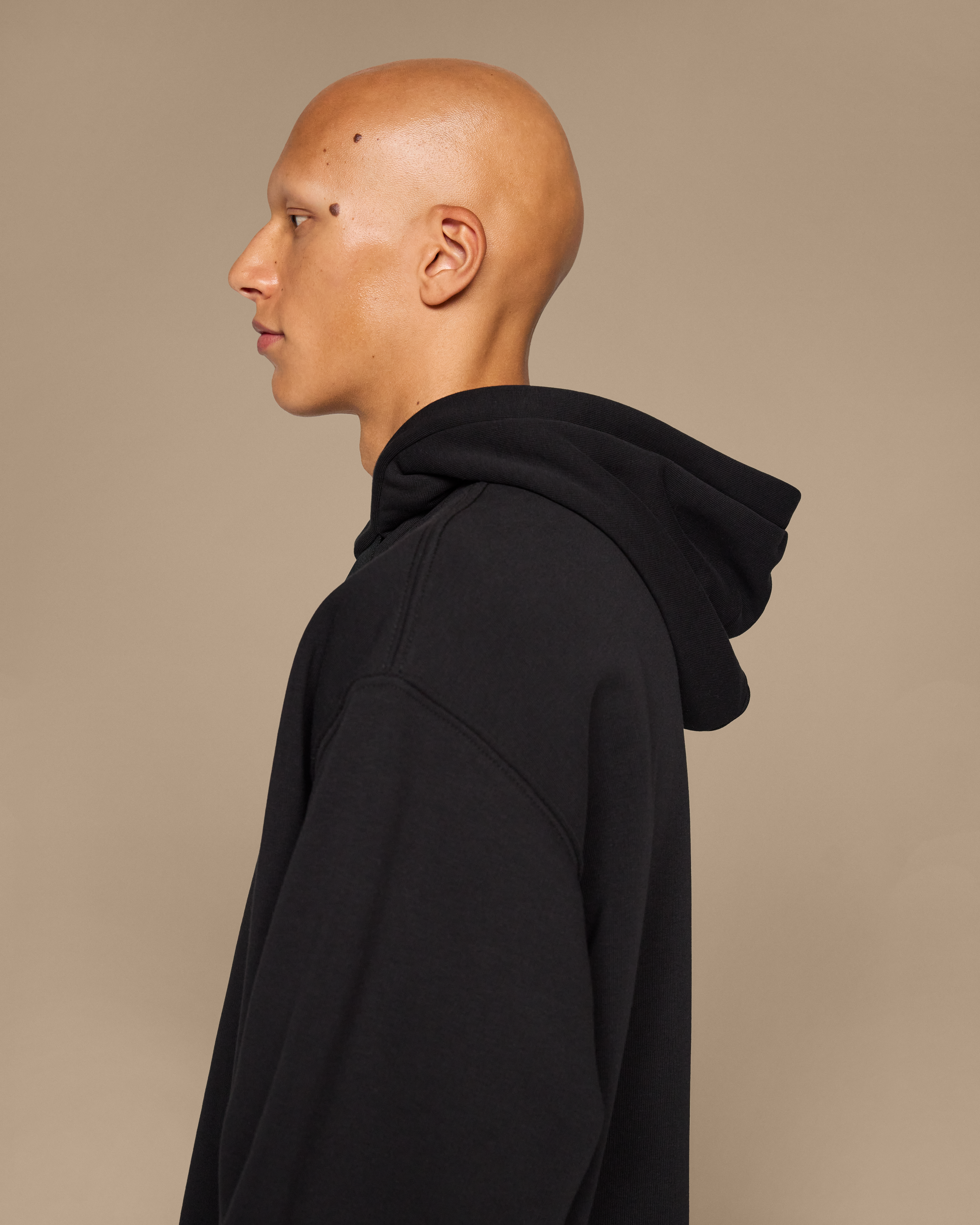 On Club Hoodie Black