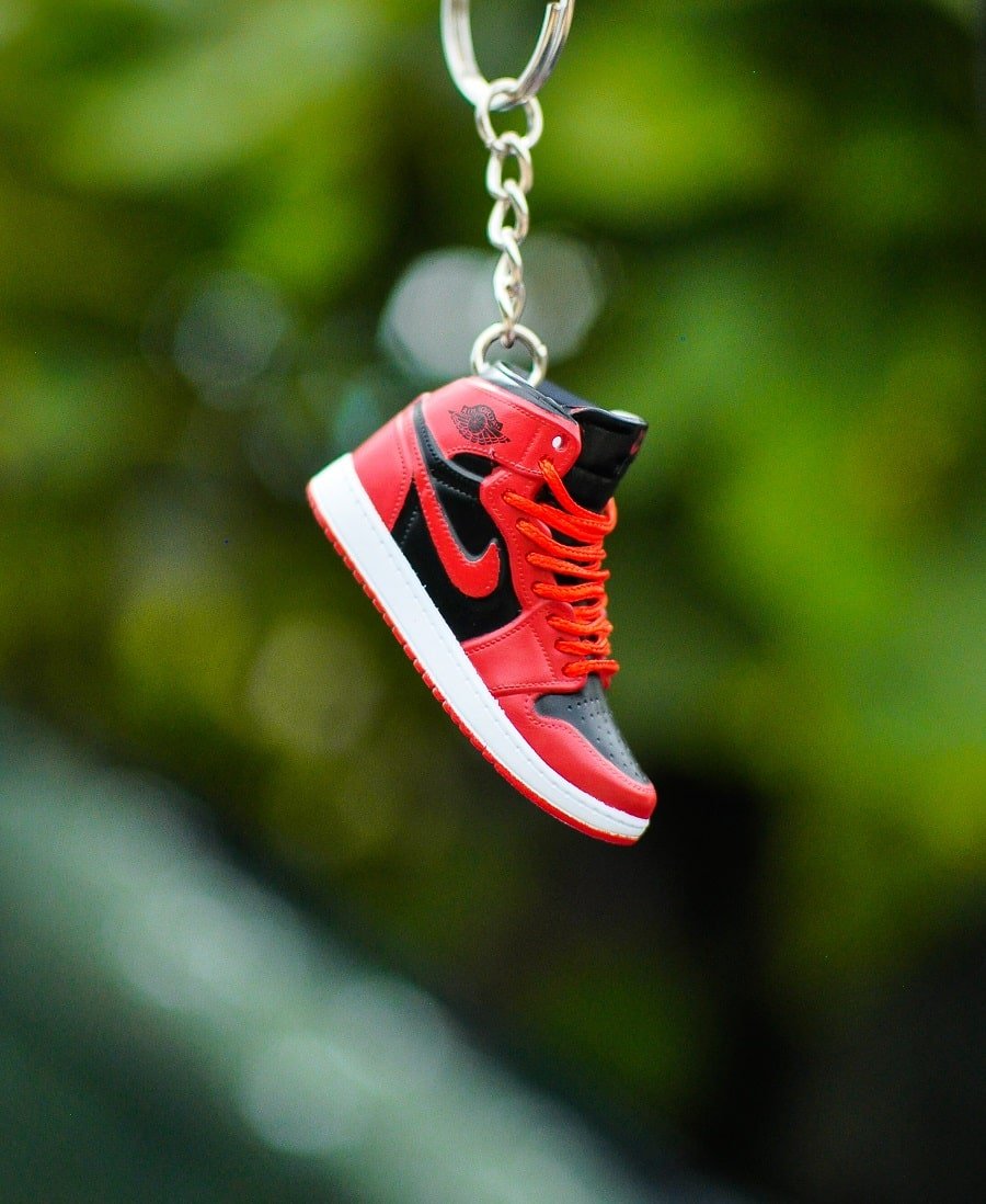 3D Sneaker Keychain AJ1 Varsity Red 1985