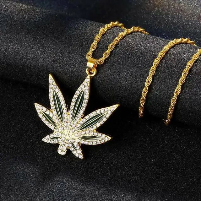CANNABIS LEAF PENDANT