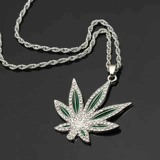 CANNABIS LEAF PENDANT