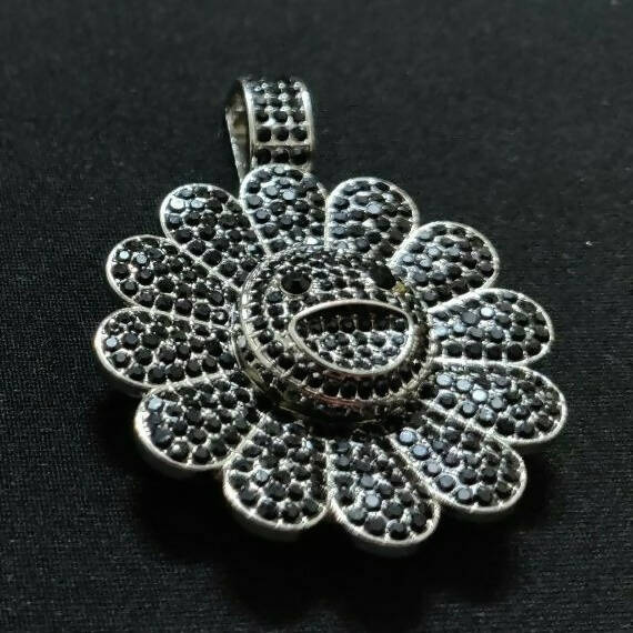 MURAKAMI FLOWER ICED OUT PENDANT (BLACK SILVER PLATED)