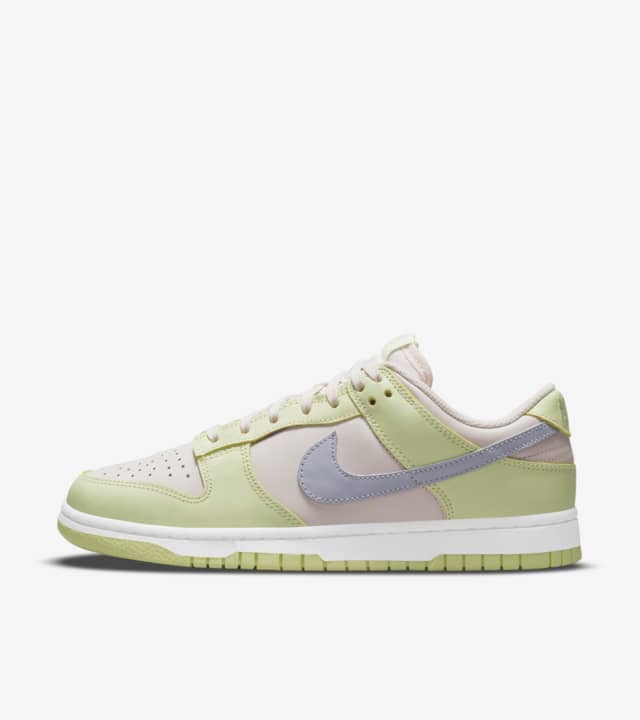 dunk-low-light-soft-pink