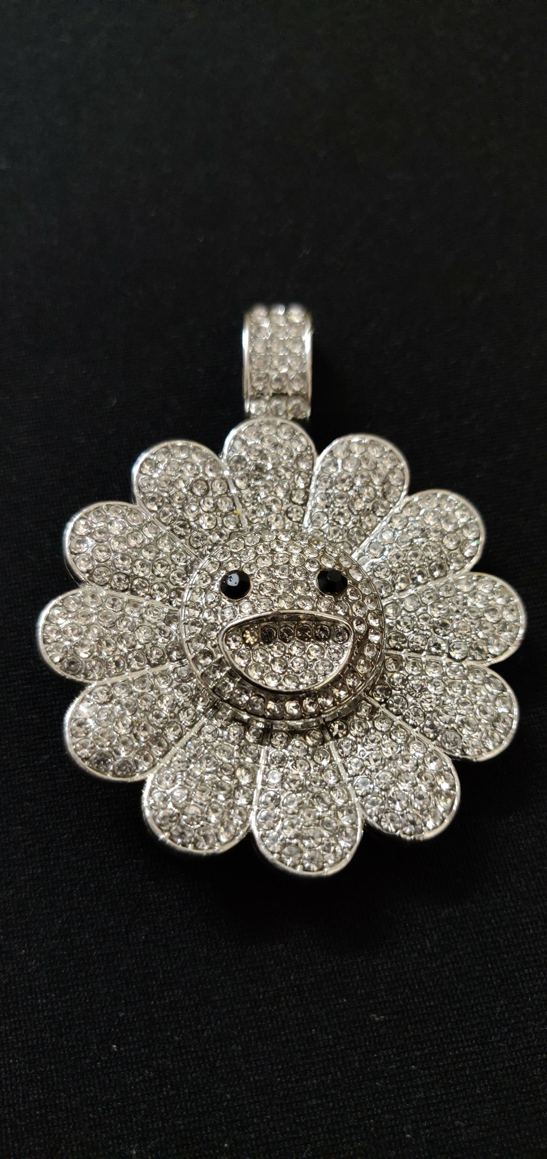 MURAKAMI FLOWER ICED OUT PENDANT (SILVER)
