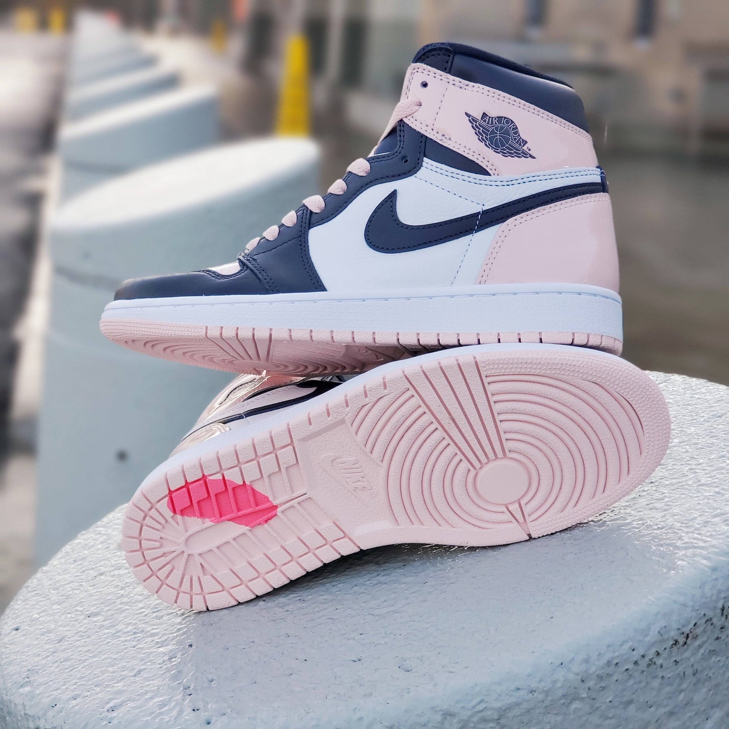 Air Jordan 1 High 'Bubble Gum / Atmosphere'