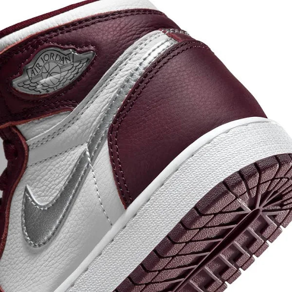 Air Jordan 1 Retro High 'Bordeaux'