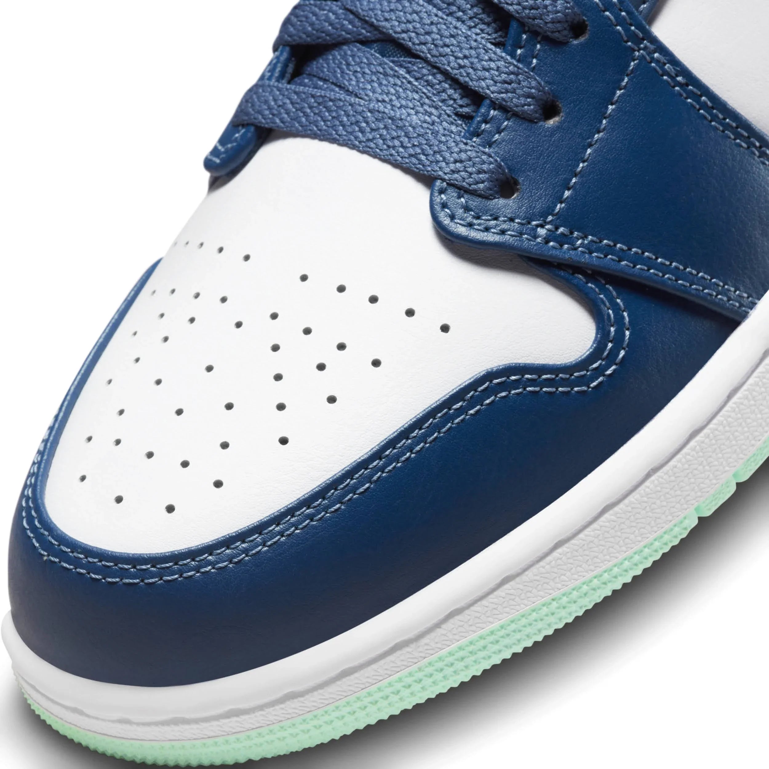 Air Jordan 1 Mid Mystic Navy Sale