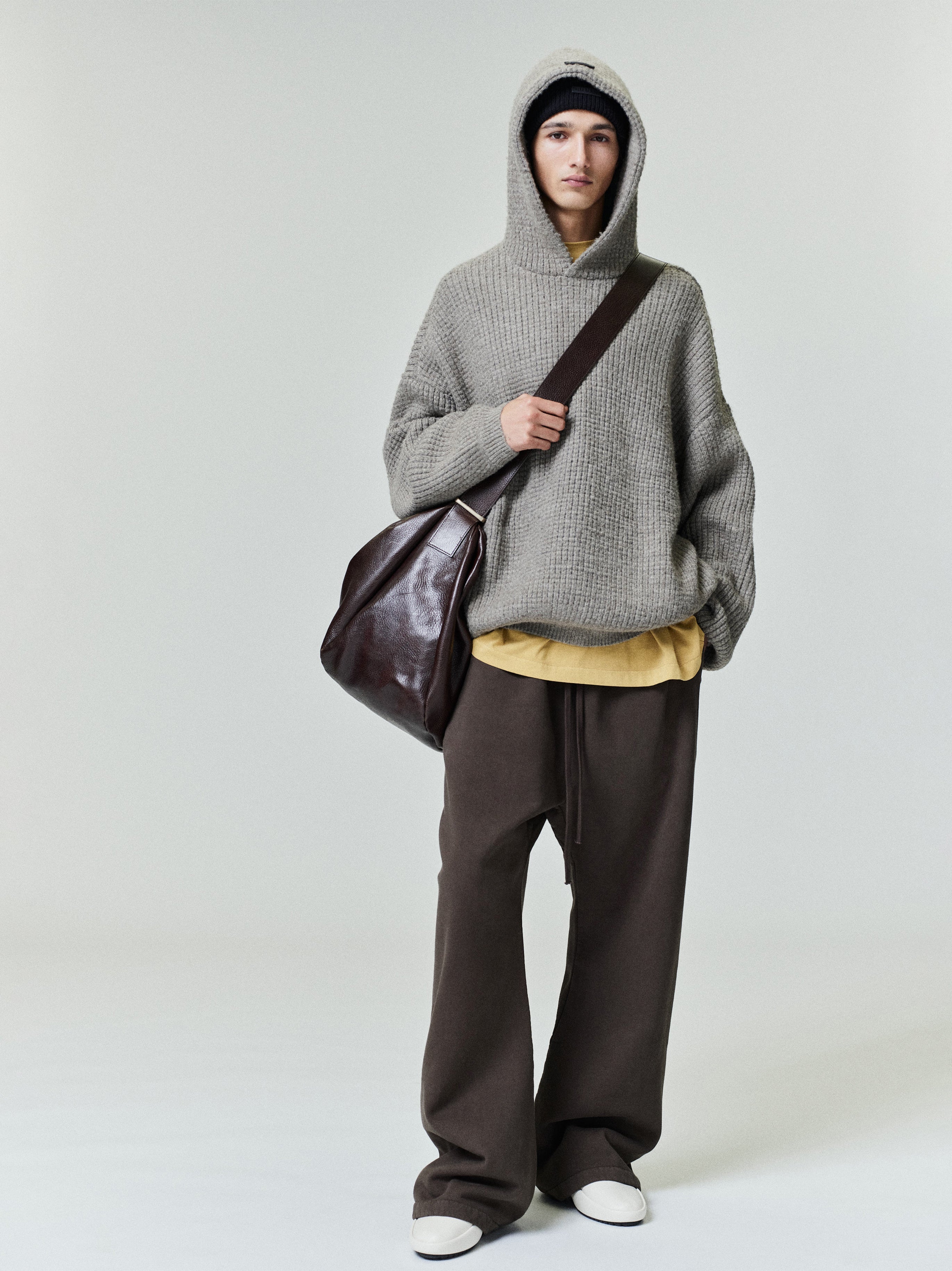 Essentials Heavy Fleece Flare Sweatpant Brown