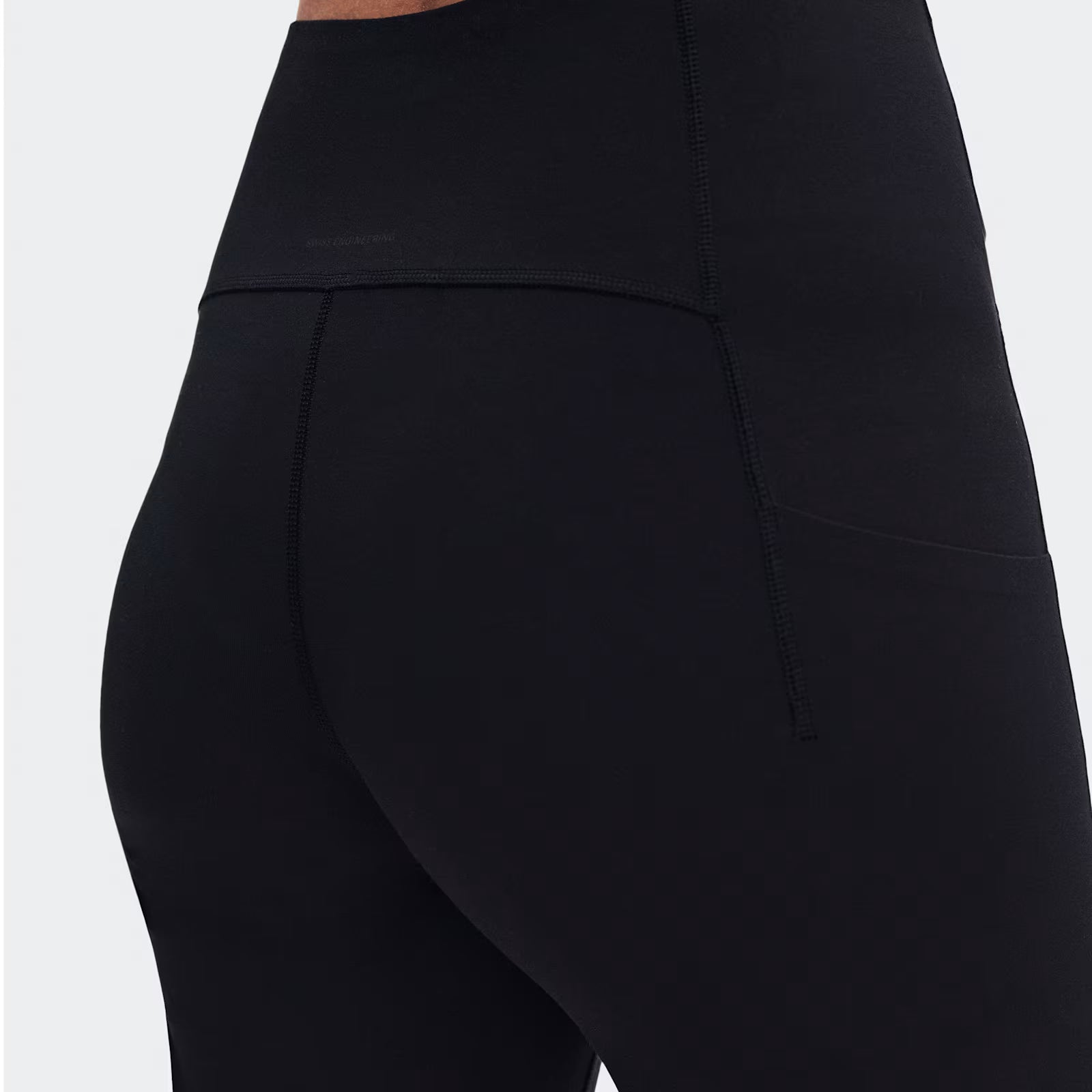 On Studio Flared Pants 32" Black (Women'S)