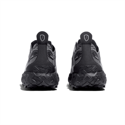 Norda 001 G+ Spike Black
