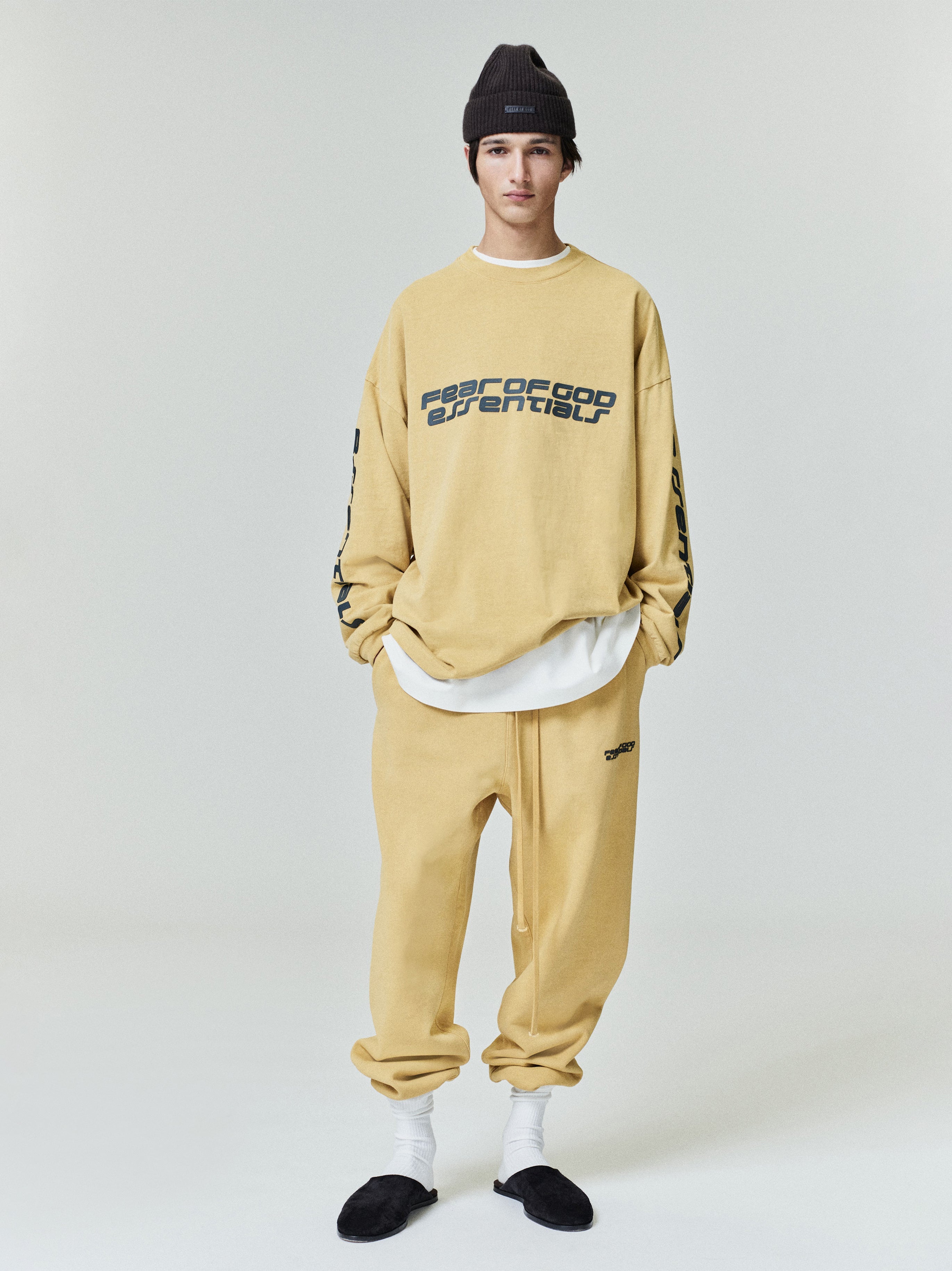 Essentials 90S Long Sleeve Tee Canyon