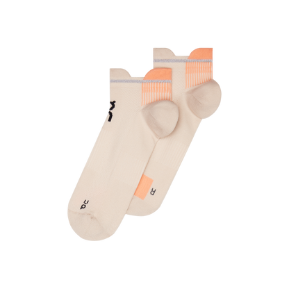 On Performance Run Sock Low Pearl | Sunstone