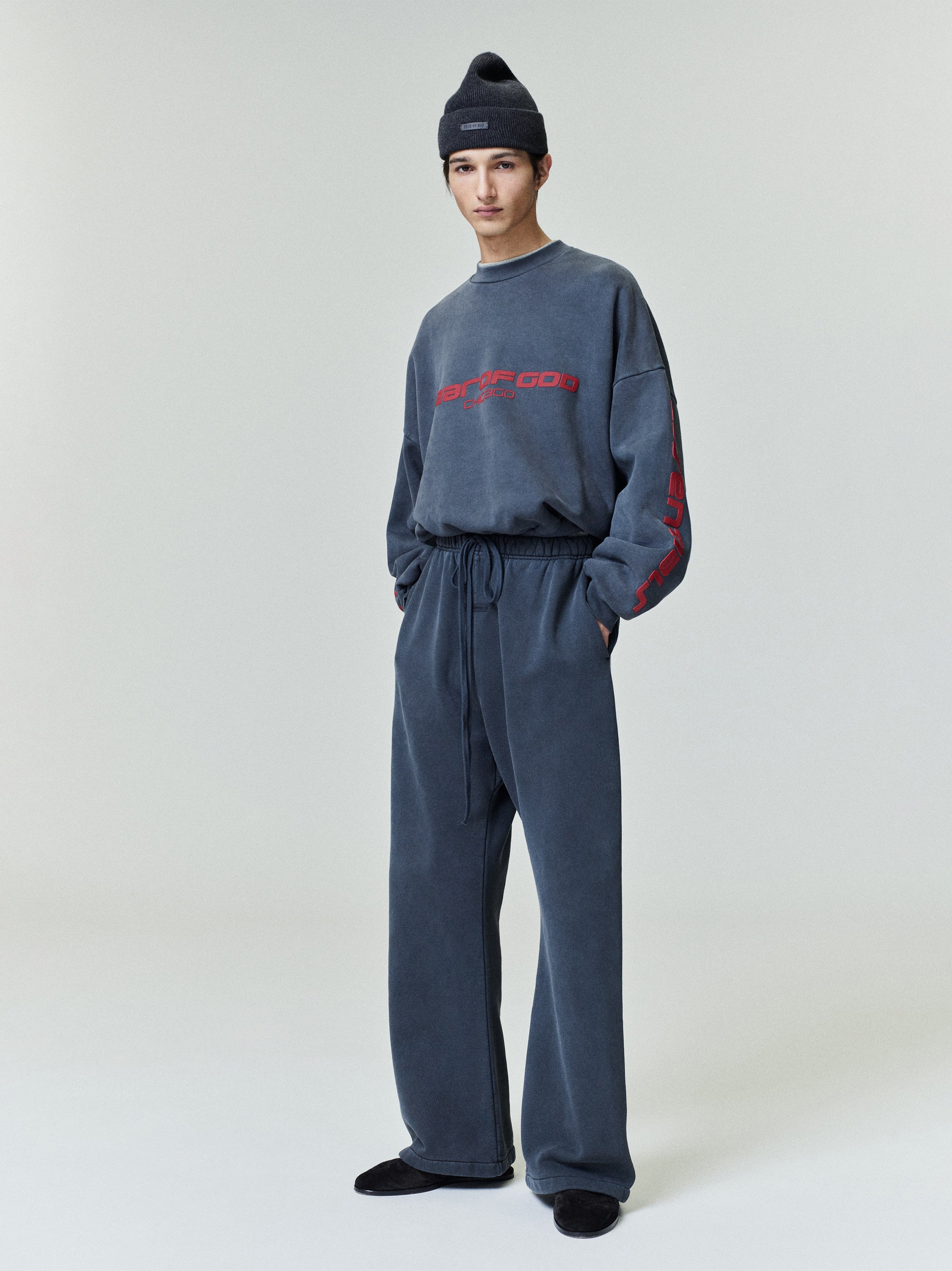 Essentials Heavy Fleece Flare Sweatpant Iron Grey