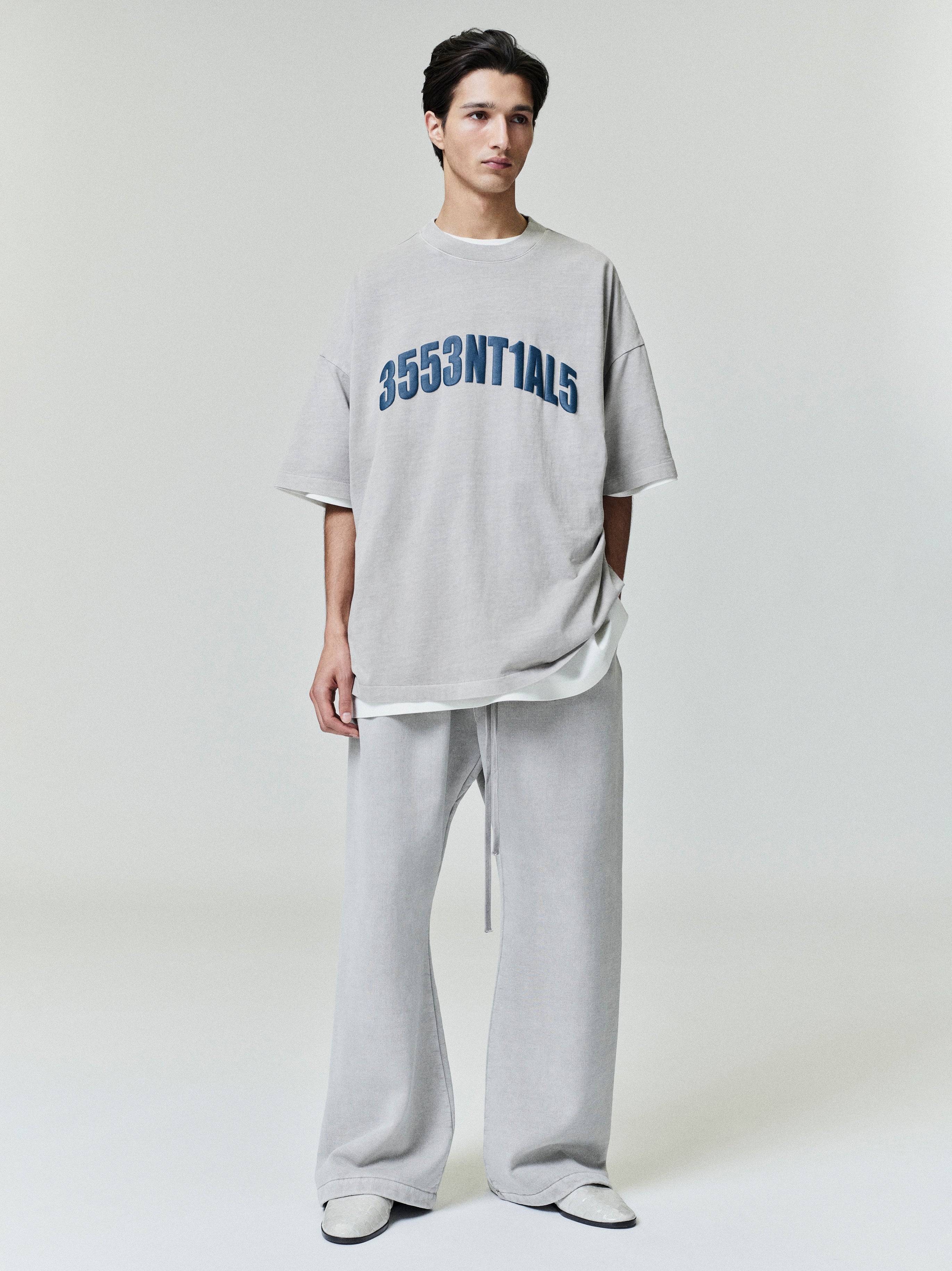 Essentials New York 90S Tee Smoke Grey