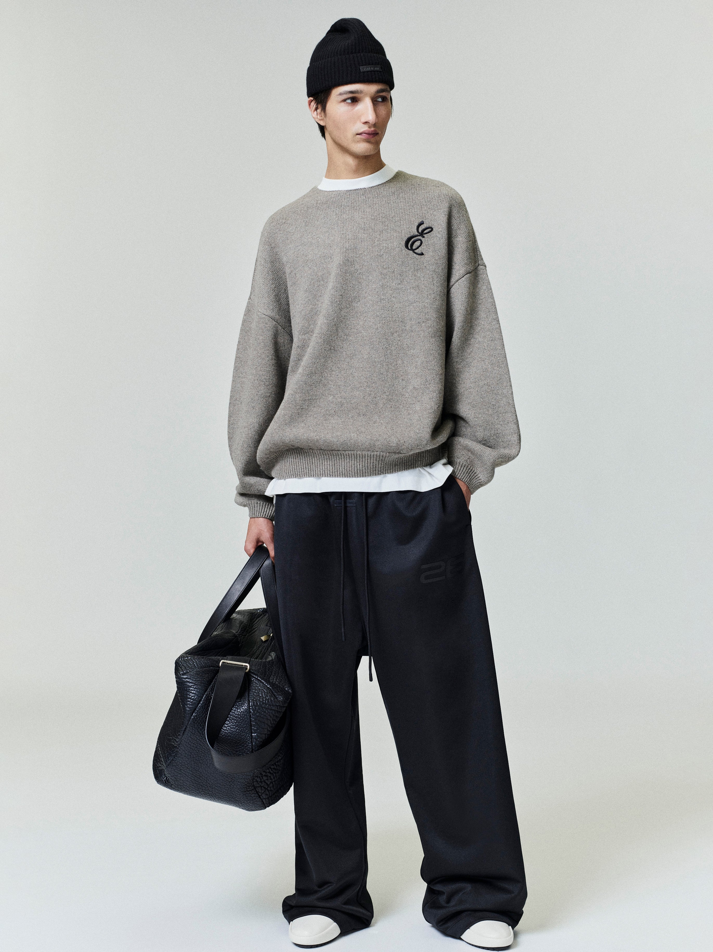 Essentials Satin Fleece Lounge Sweatpant Vintage Black