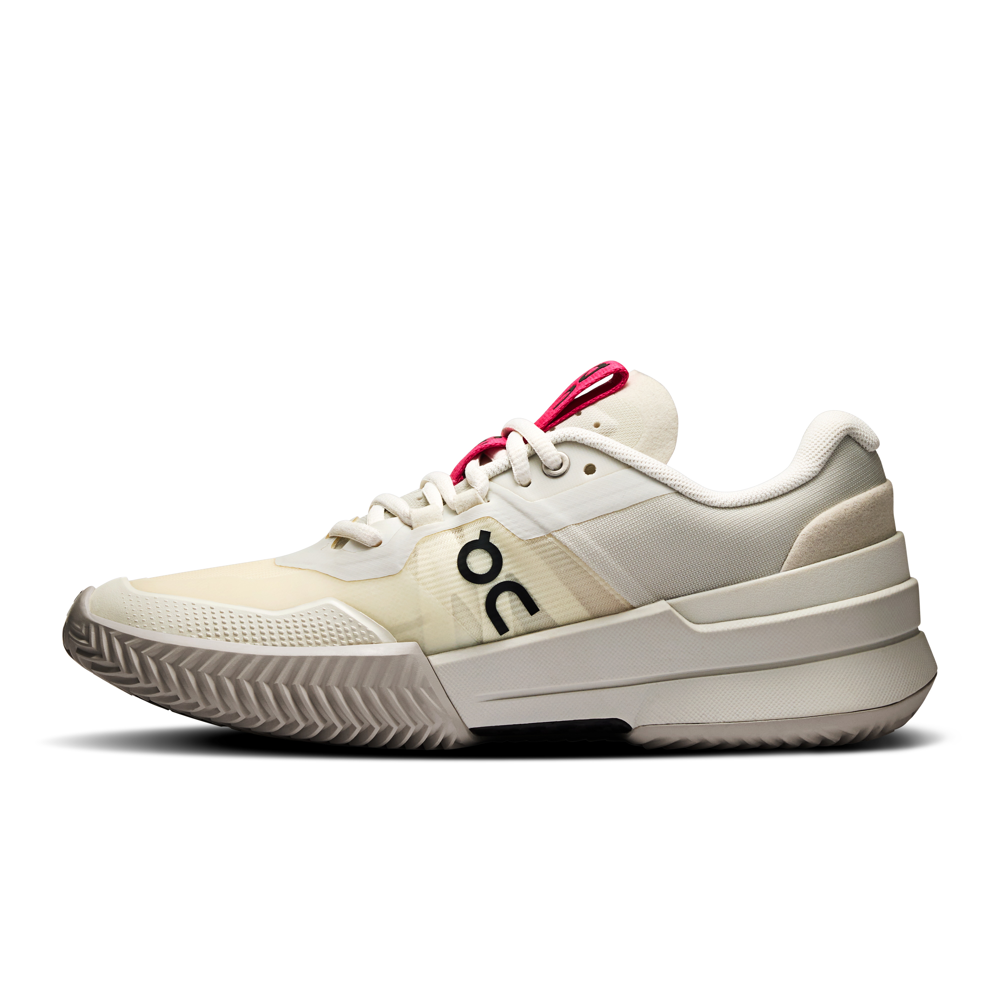 on running the roger pro 2 clay ice pink (women's)