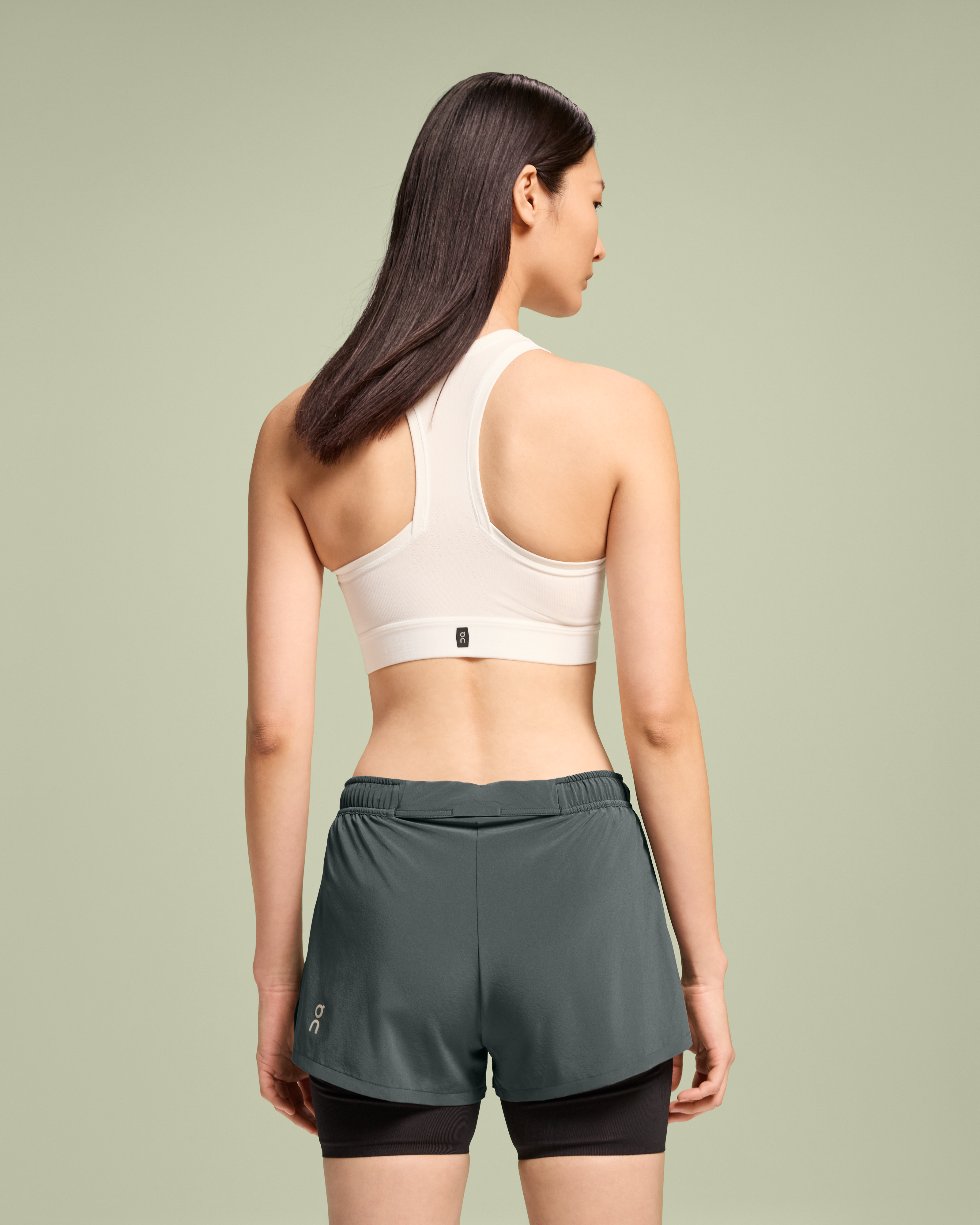 on pace short Lead | Black (Women's)