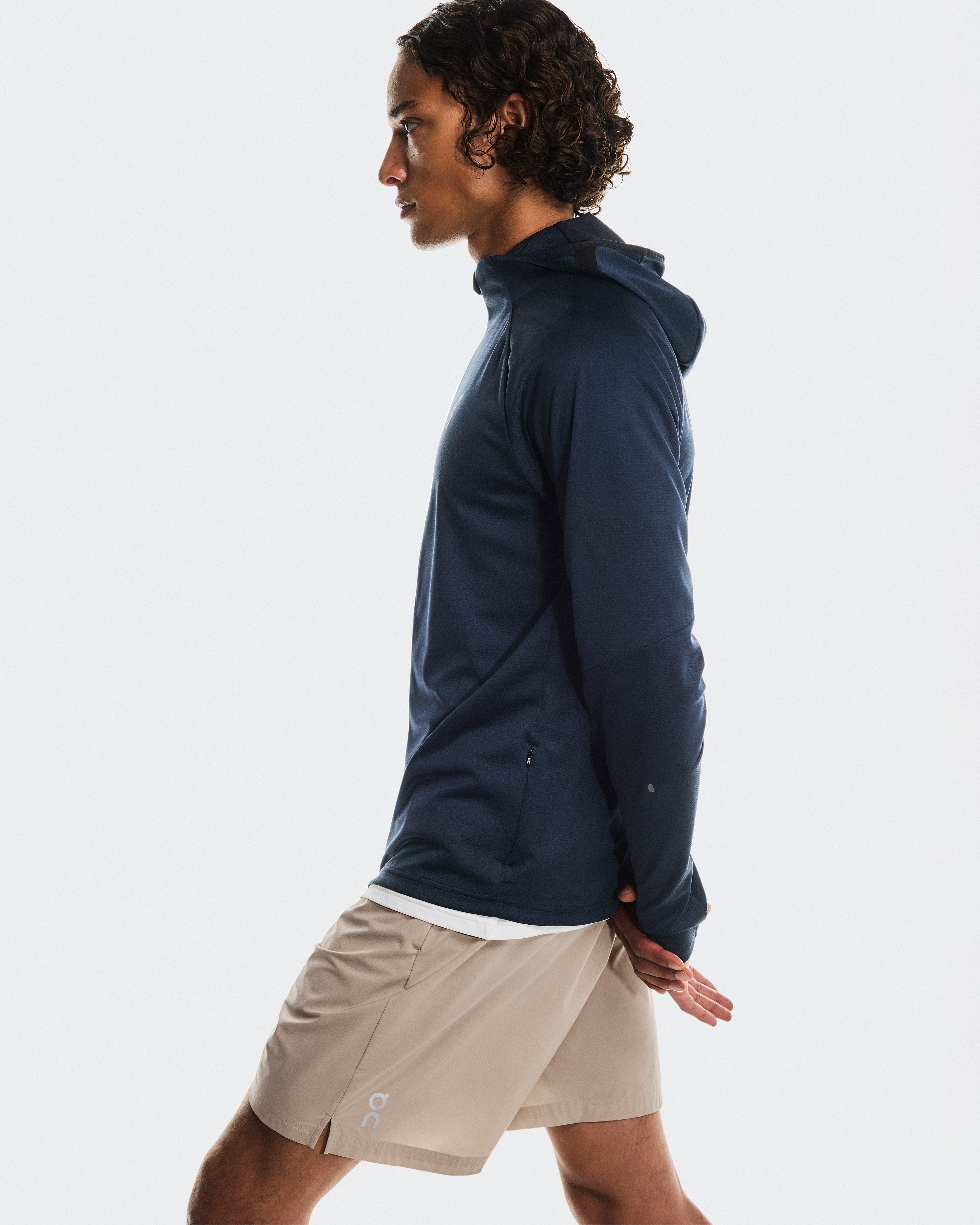 On 7" Core Shorts Desert