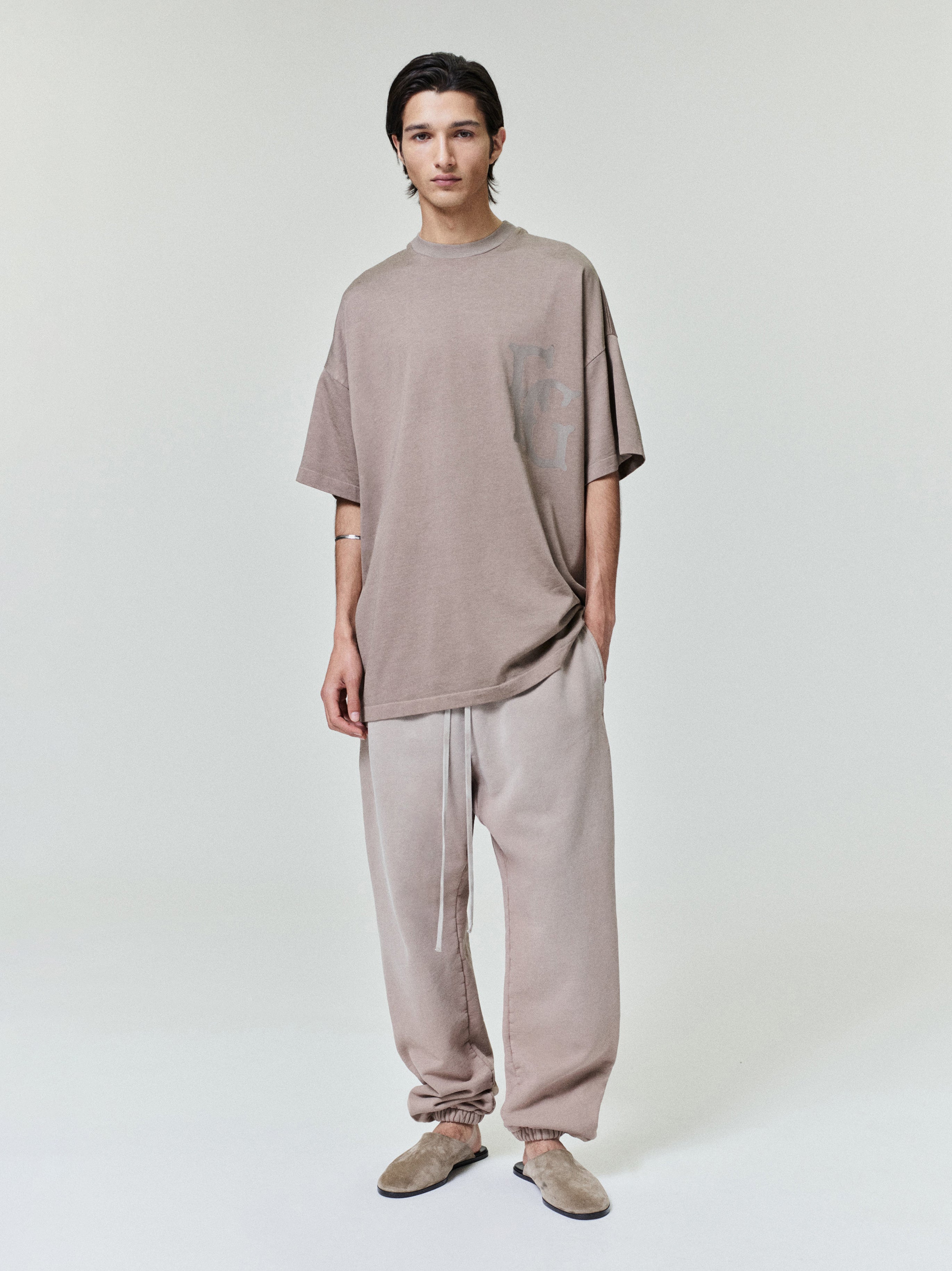 Essentials Sunfaded Classic Sweatpant Dune Pearl