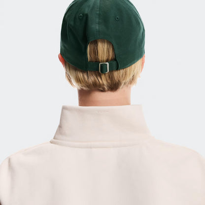 On All-Day Cap Obsidian