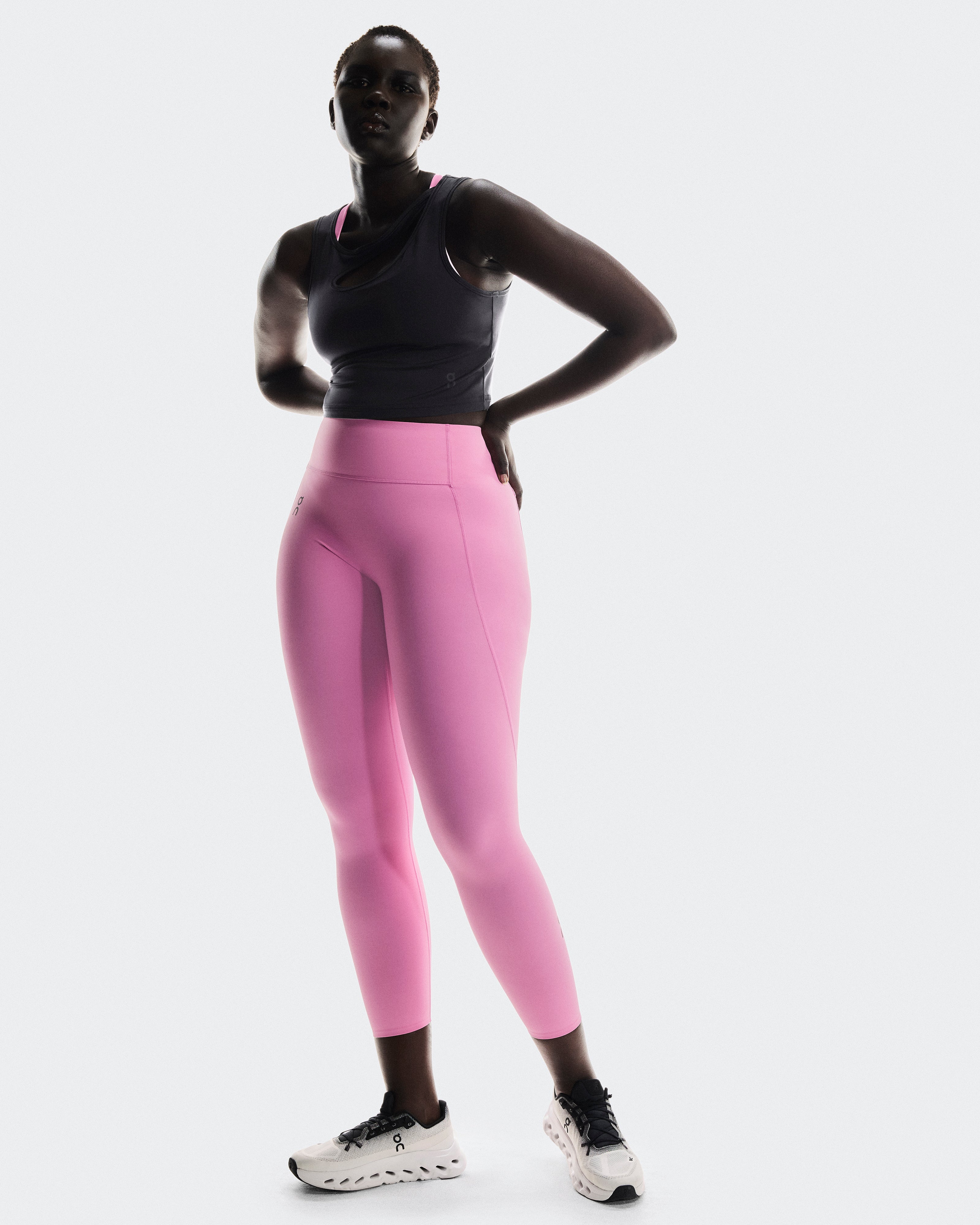 on studio tights 7/8 Raspberry (Women's)