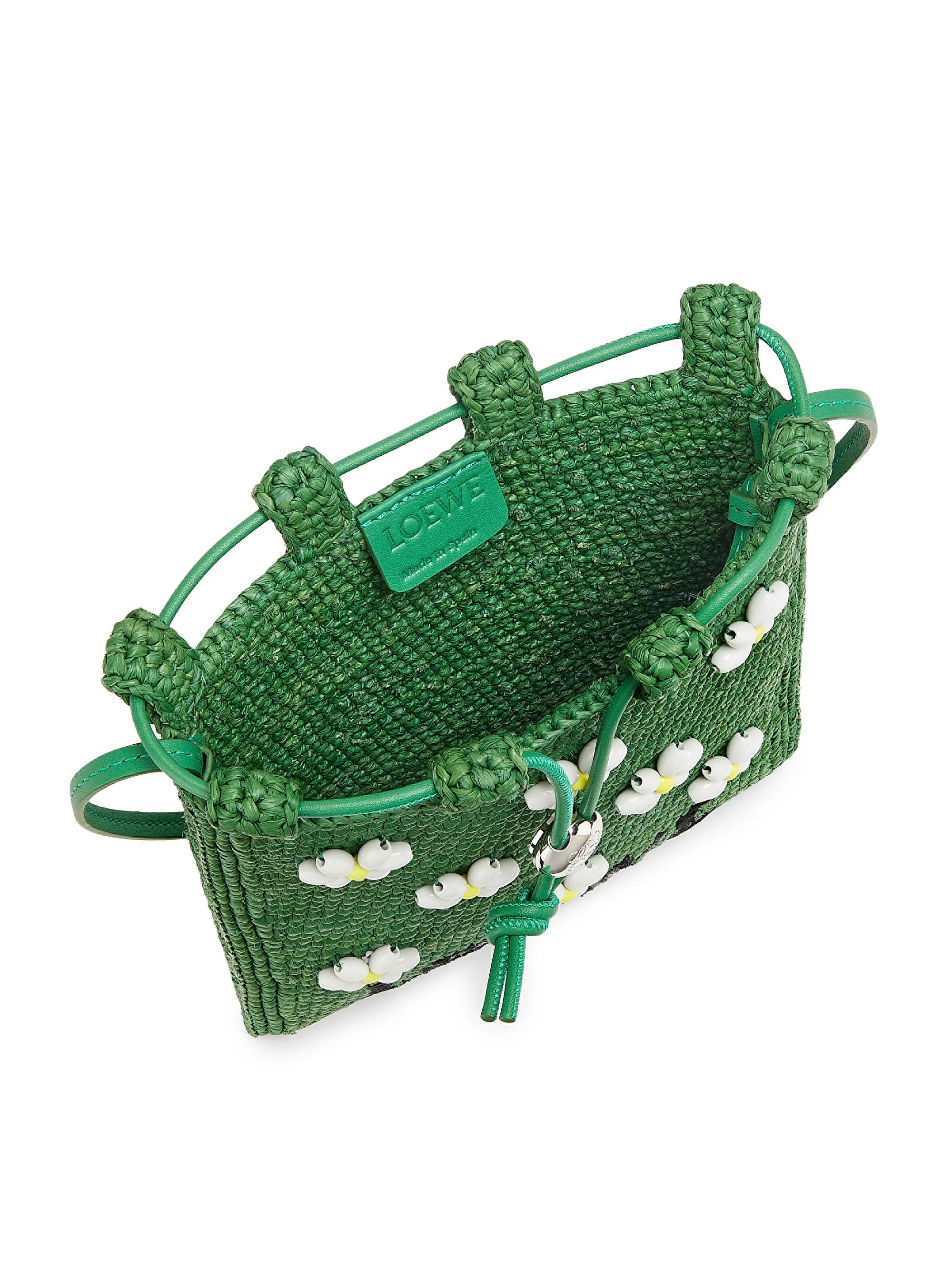 #color_tropical-green-white