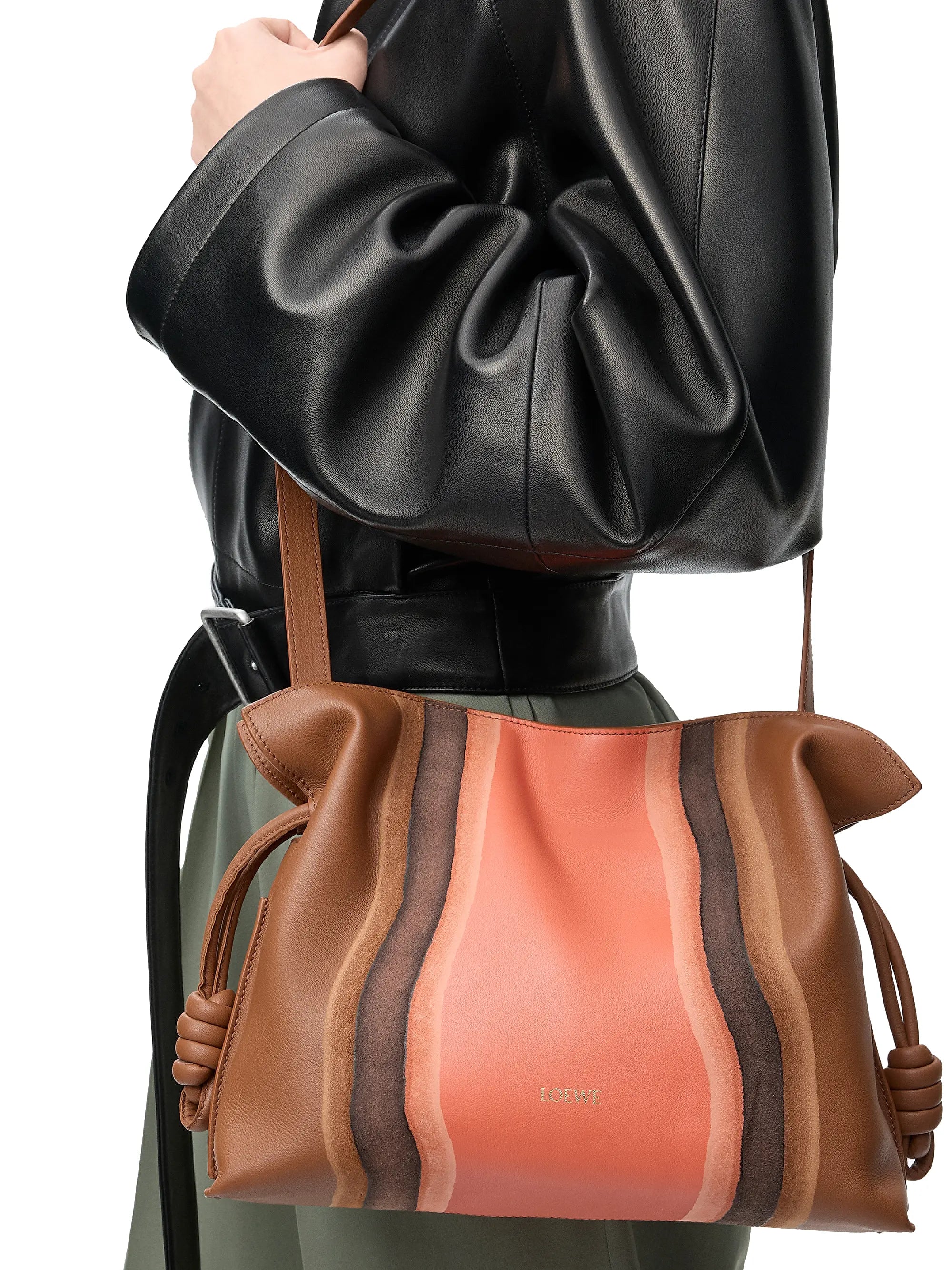 #color_pecan-parrot-pink