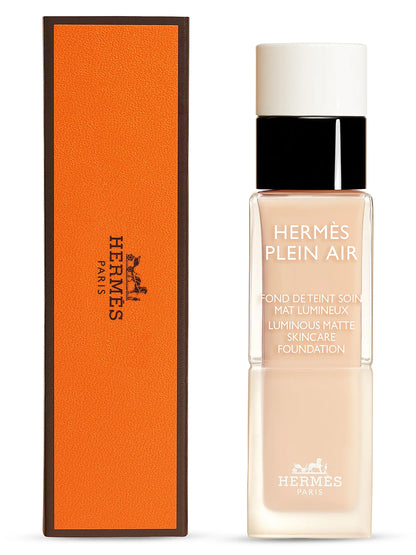 HERMÈS Hermès Plein Air Luminous Matte Skin Care Foundation