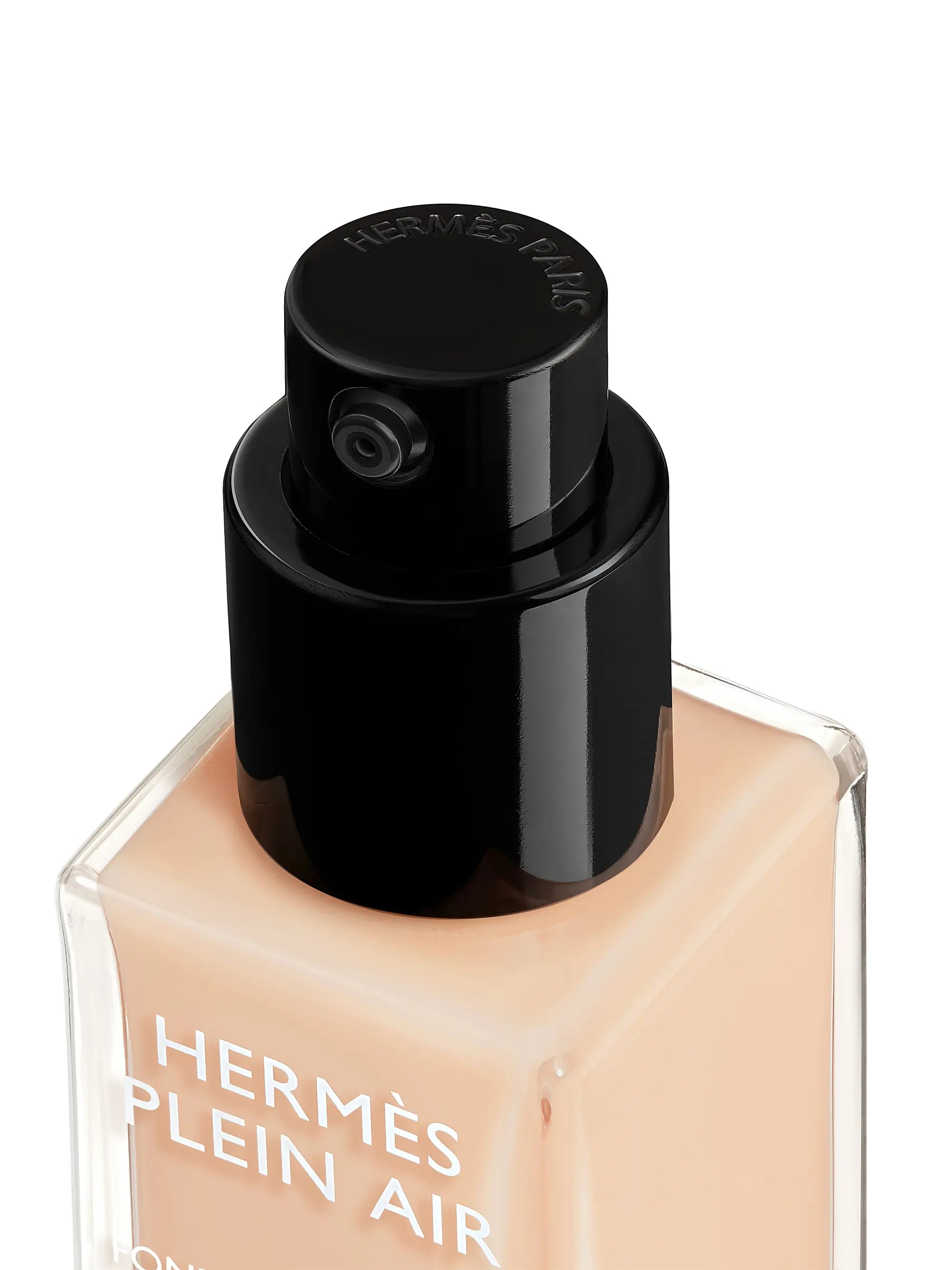 HERMÈS Hermès Plein Air Luminous Matte Skin Care Foundation