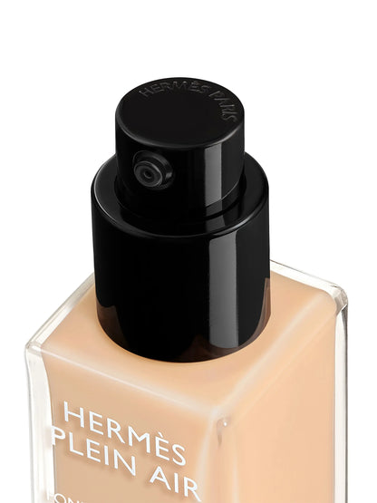 HERMÈS Hermès Plein Air Luminous Matte Skin Care Foundation