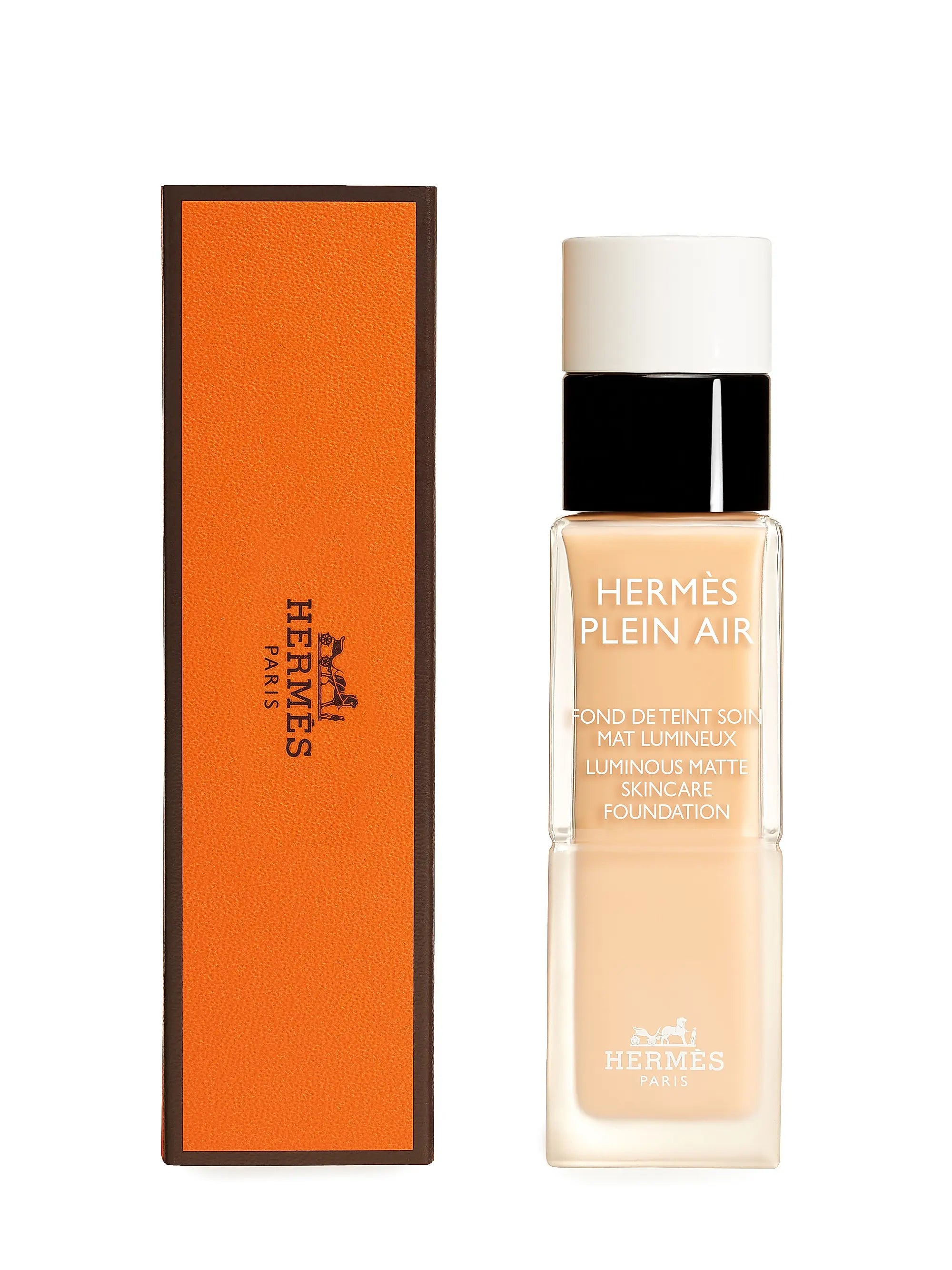 HERMÈS Hermès Plein Air Luminous Matte Skin Care Foundation