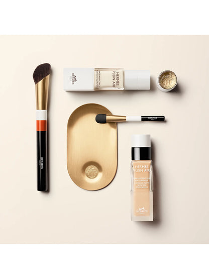HERMÈS Hermès Plein Air Luminous Matte Skin Care Foundation