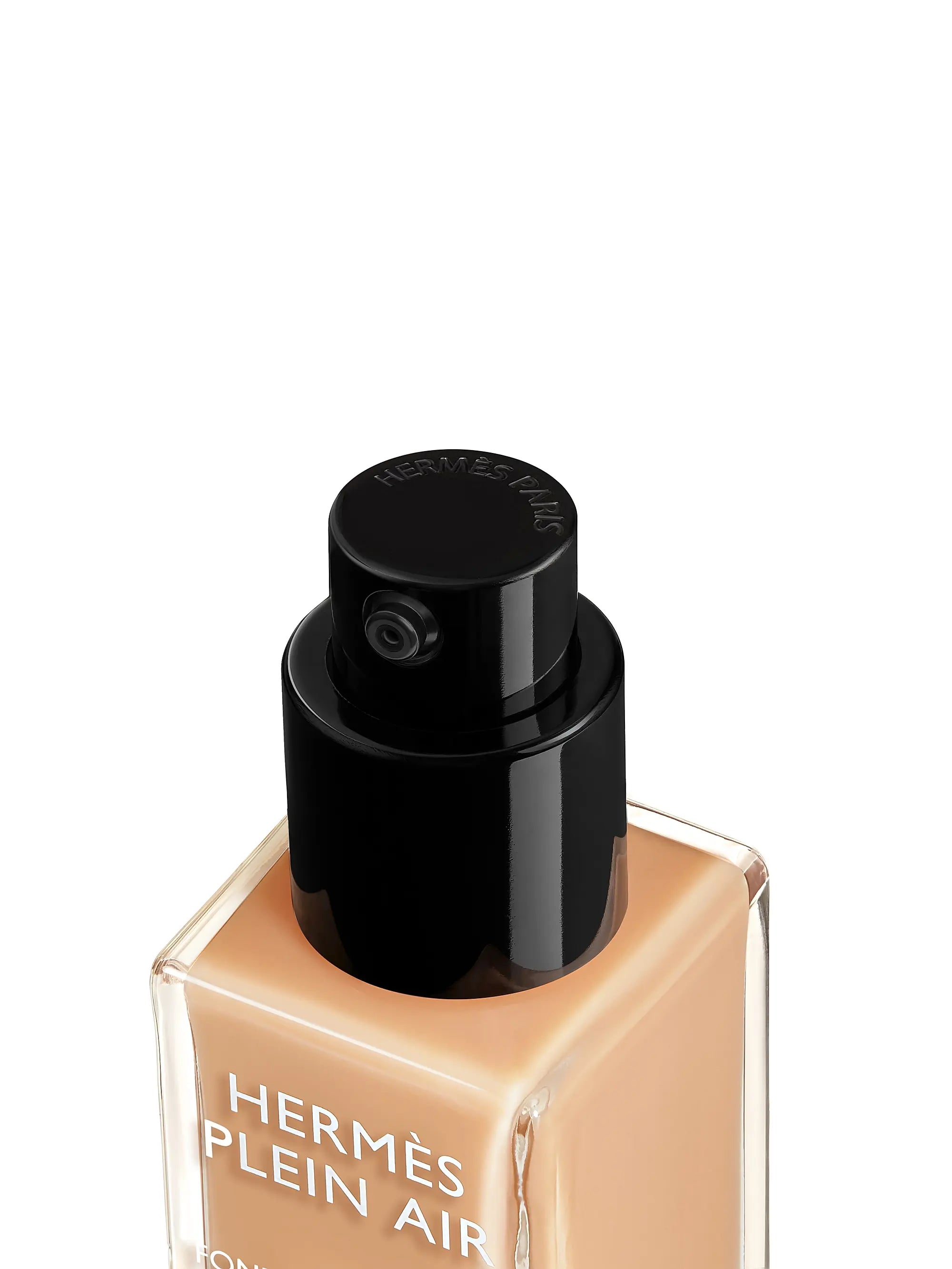 HERMÈS Hermès Plein Air Luminous Matte Skin Care Foundation