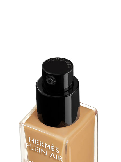 HERMÈS Hermès Plein Air Luminous Matte Skin Care Foundation