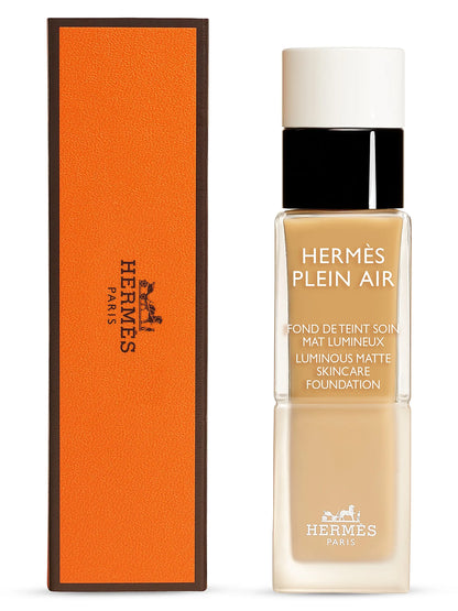 HERMÈS Hermès Plein Air Luminous Matte Skin Care Foundation