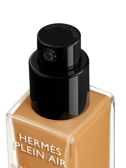 HERMÈS Hermès Plein Air Luminous Matte Skin Care Foundation