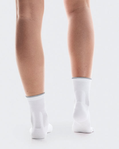 On Elite Run Sock Mid White | Ivory