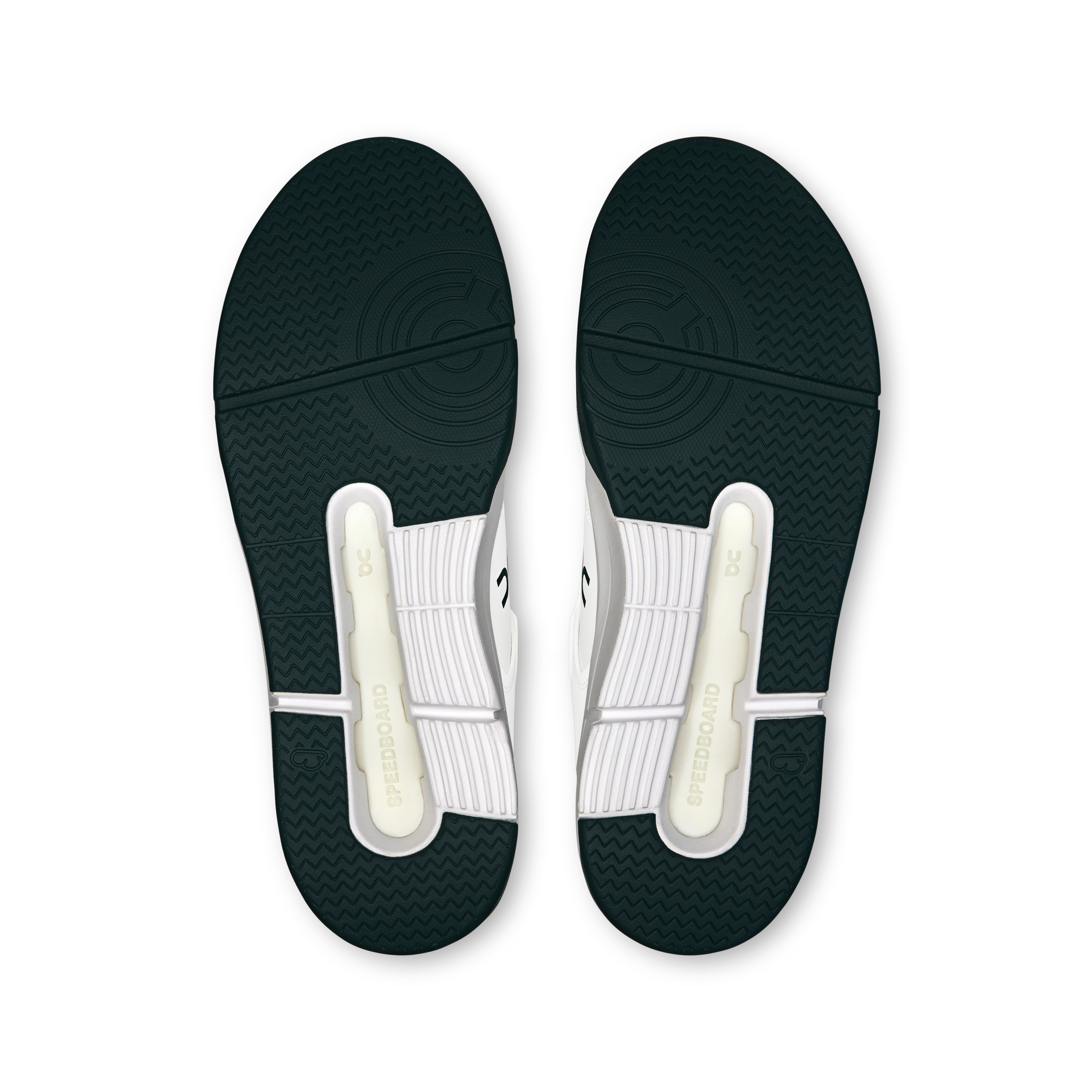 on running the roger clubhouse white evergreen (women's)