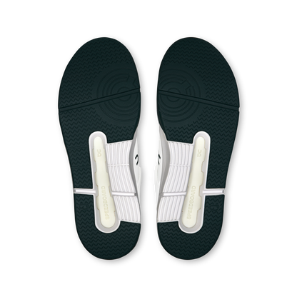 on running the roger clubhouse white evergreen (women's)