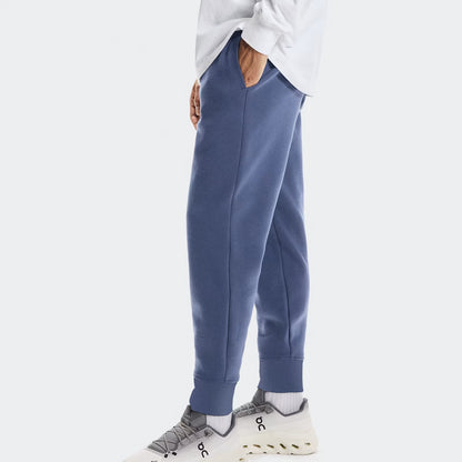 On Focus Tech Sweatpants Acai