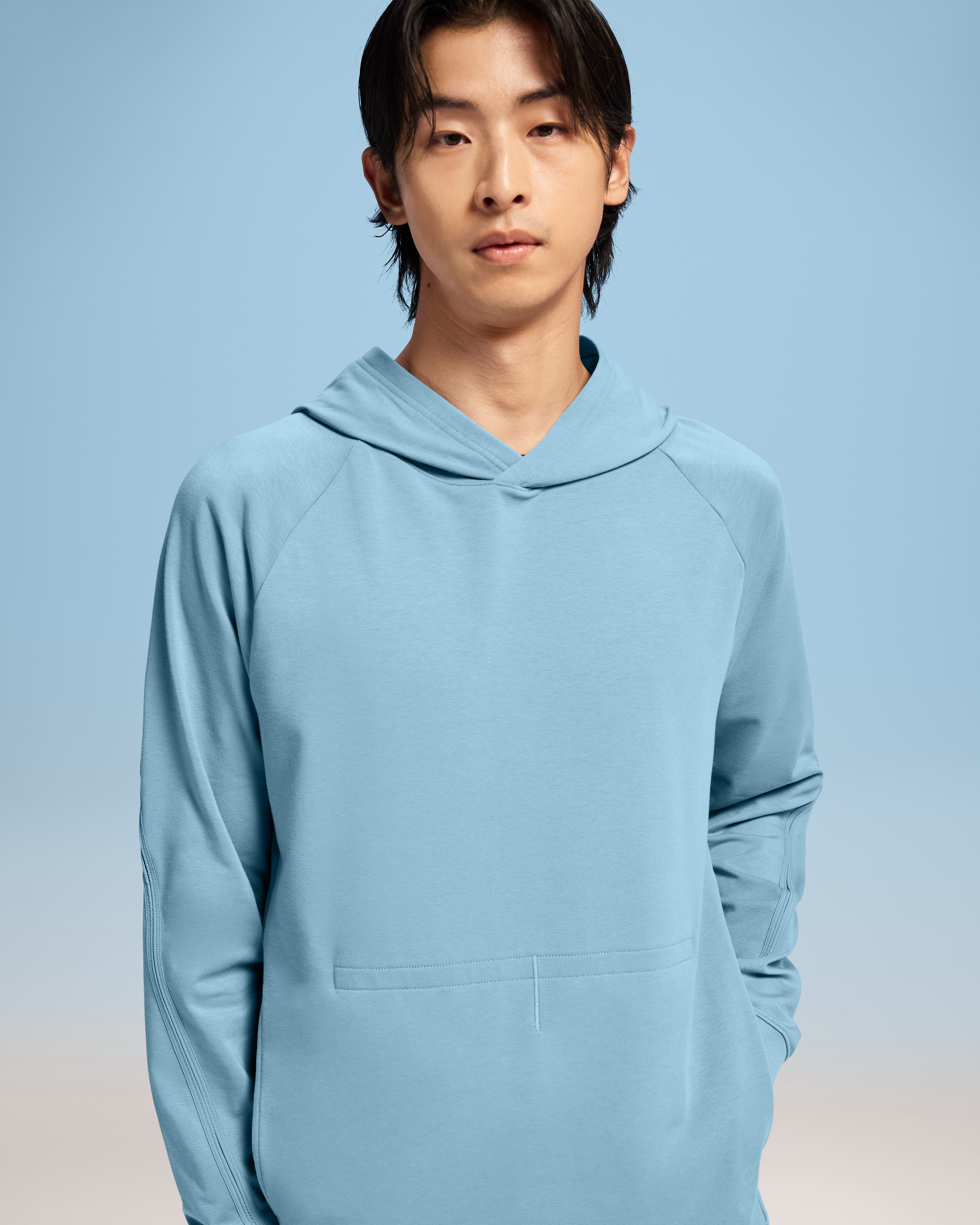 On Movement Hoodie Coast