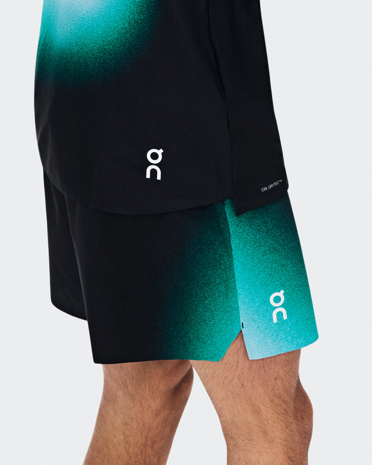 On 5" Court Shorts Swing Black | Neem