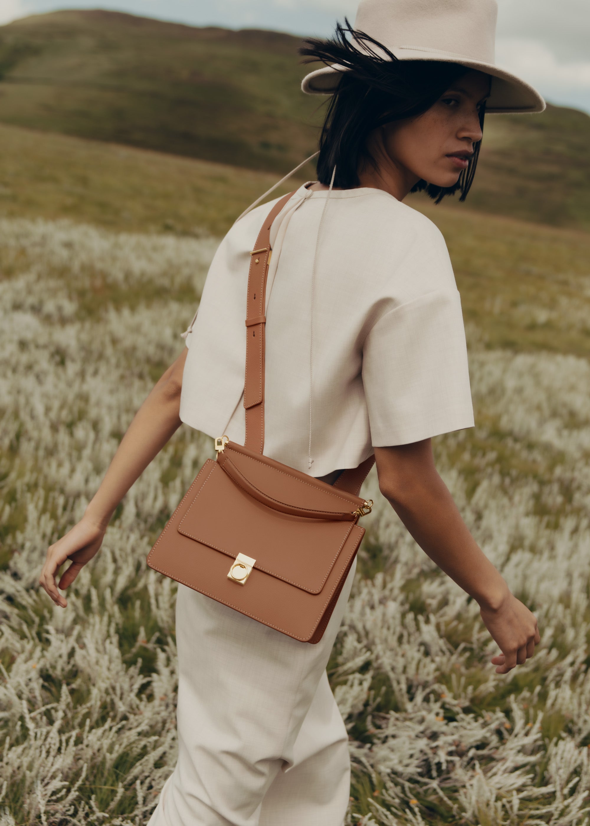 Polene Numero Sept Textured Camel
