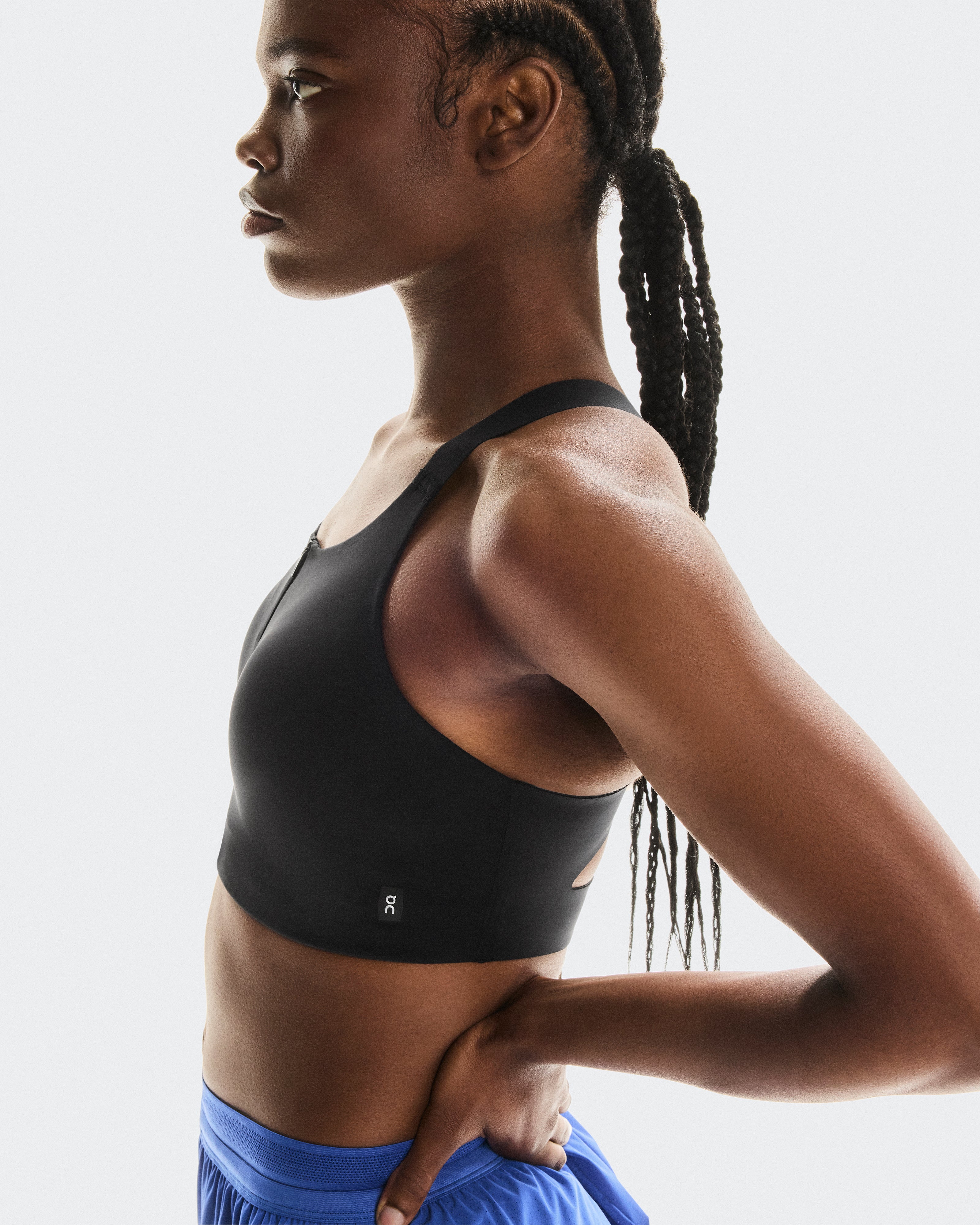 On Endurance Bra Zip Black (Women'S)