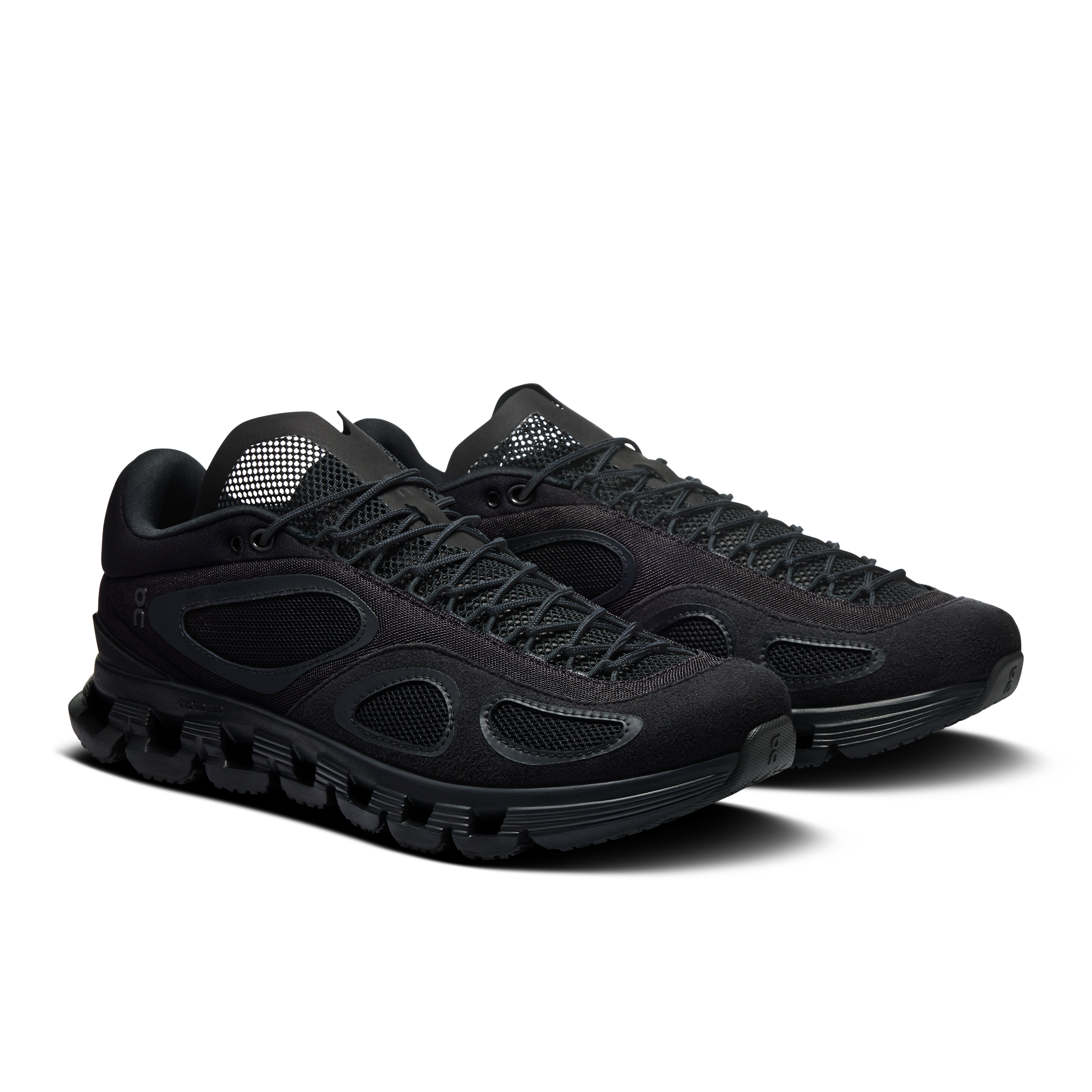 on running cloud x fka black (women's)
