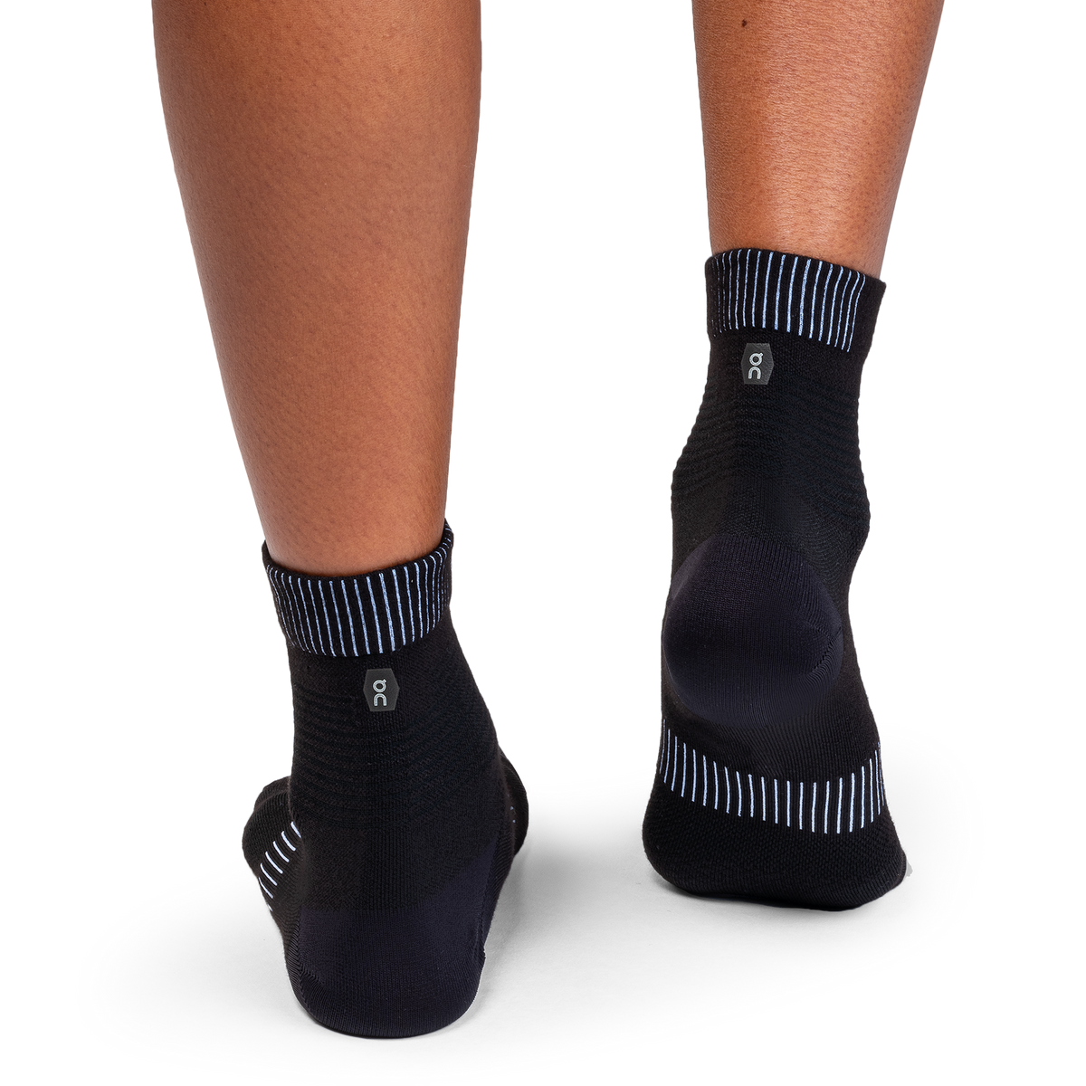 On Ultralight Mid Sock Black | White (Women'S)