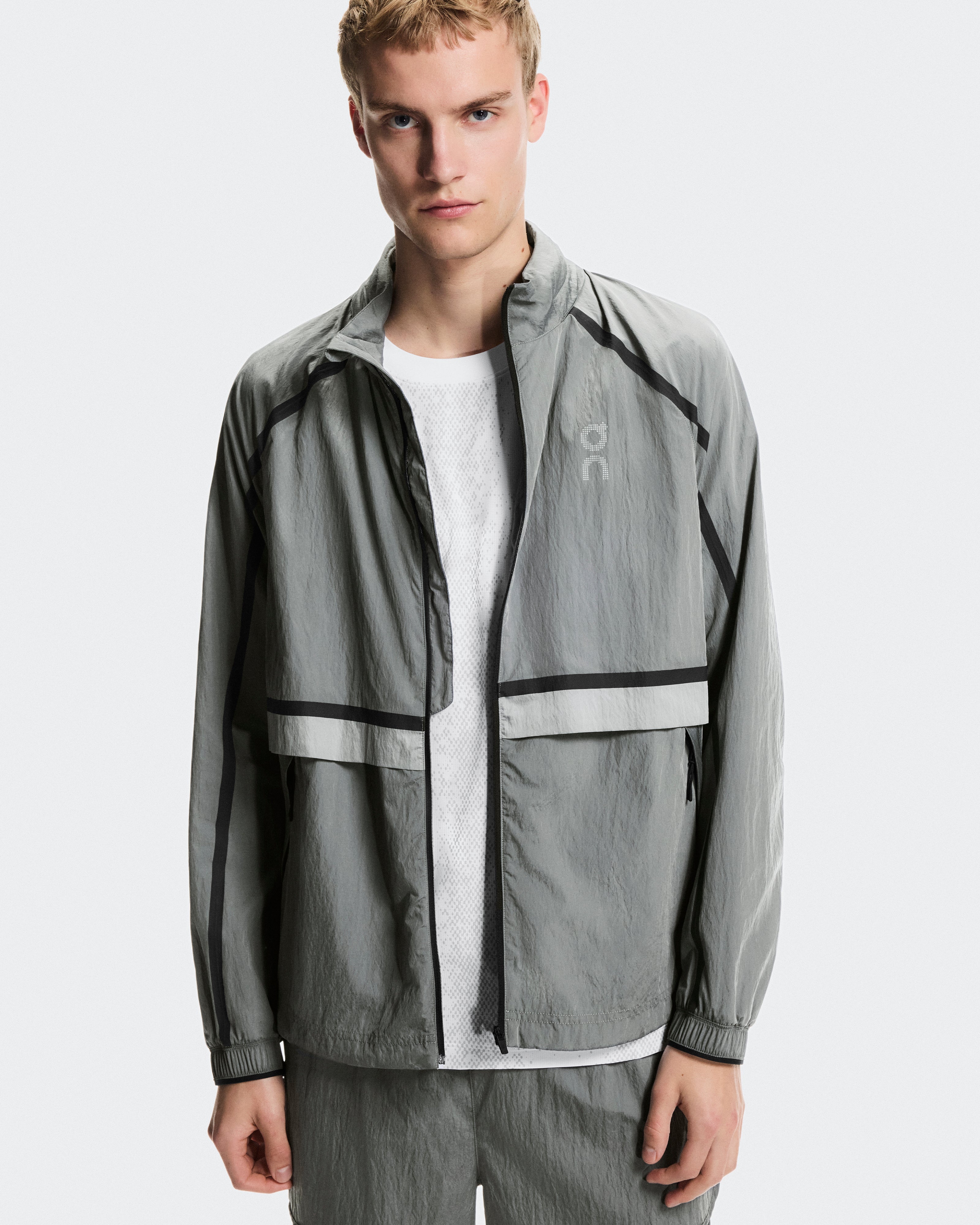 On Performance Volt Jacket Glacier