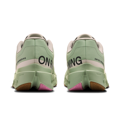 on running cloudsurfer next z5 mineral almon runningd (women's)